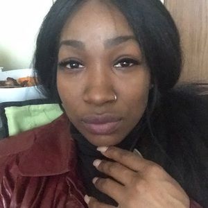 Meet your Posher, Shenika